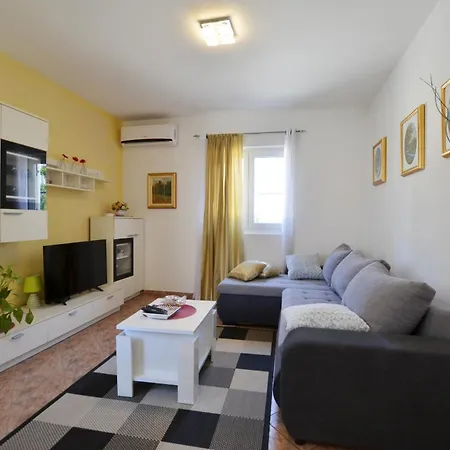 Ita Apartmán